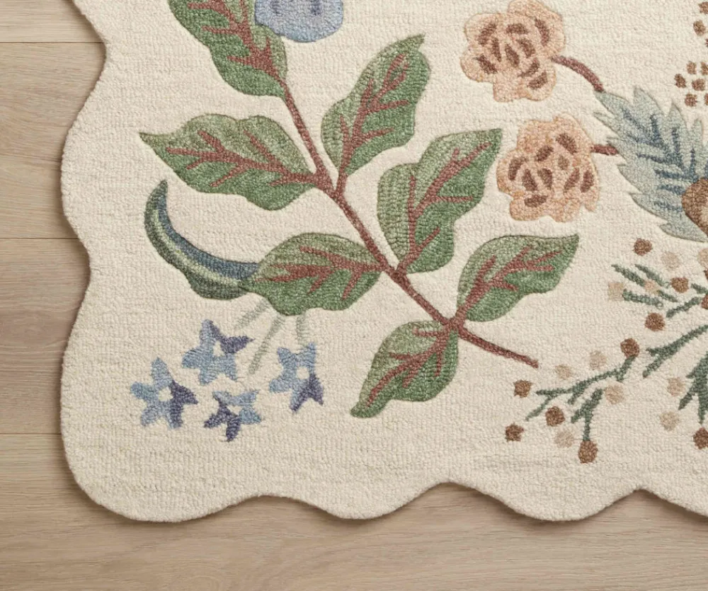Strawberry Fields Wool-Hooked Rug|RIFLE PAPER Co. Best